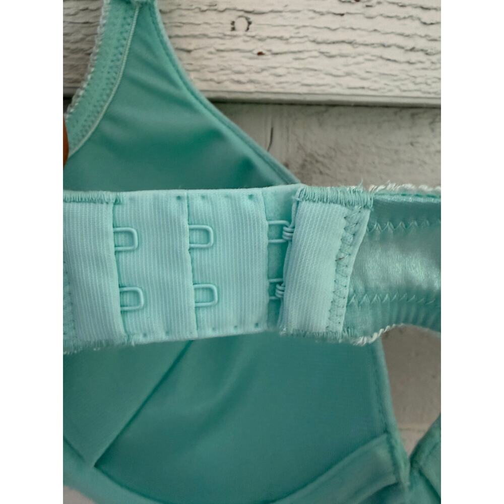 Frederick’s of Hollywood 36C Aqua Push-Up Bra | Padded Underwire - Picture 6 of 8